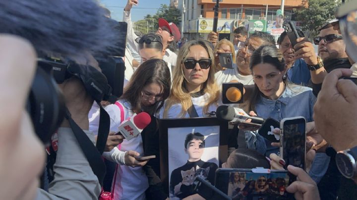 Marchan en Culiacán para exigir justicia por el asesinato de Ricardo Mizael