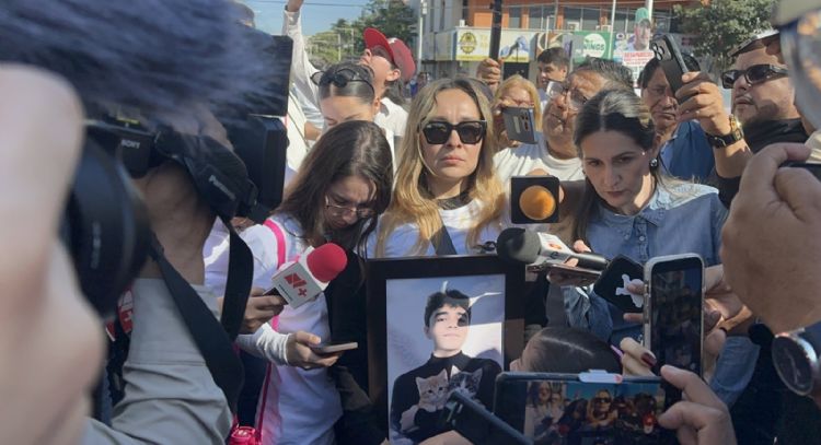 Marchan en Culiacán para exigir justicia por el asesinato de Ricardo Mizael