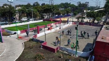 En la opacidad, rehabilitación de las canchas del Mundial Social