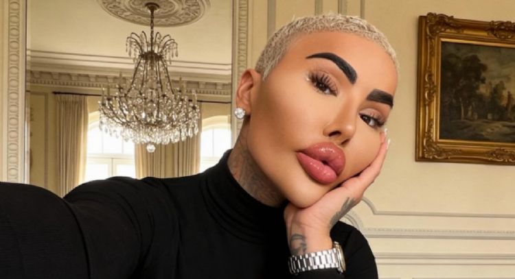 Muere Jordan James Parke, influencer que gastó miles de dólares para parecerse a Kim Kardashian