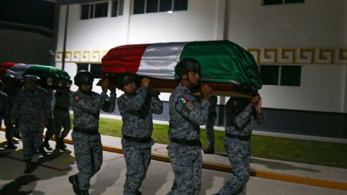 Rinden homenaje a cuatro elementos de la Guardia Nacional en Guerrero