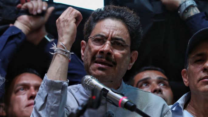 El izquierdista Iván Cepeda amplía su ventaja para los comicios presidenciales de Colombia