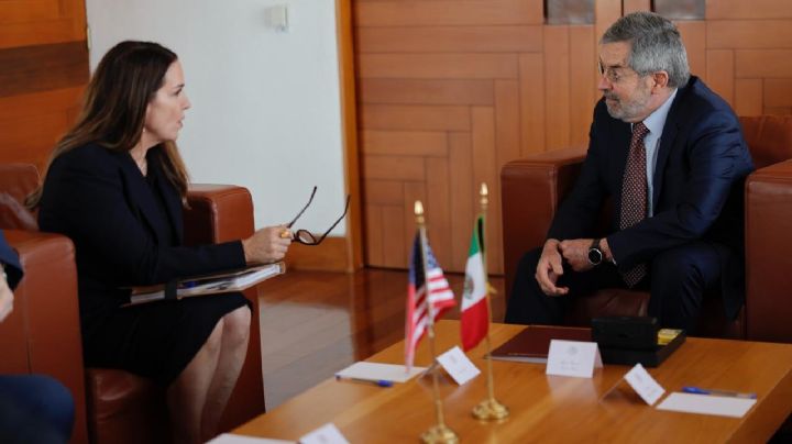 De la Fuente y zar antidrogas de EU discuten política bilateral sobre sustancias ilícitas y armas