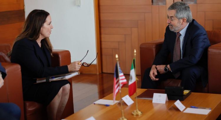 De la Fuente y zar antidrogas de EU discuten política bilateral sobre sustancias ilícitas y armas