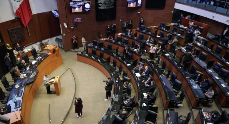 Exhiben a diputados por tomarse otros siete días de descanso