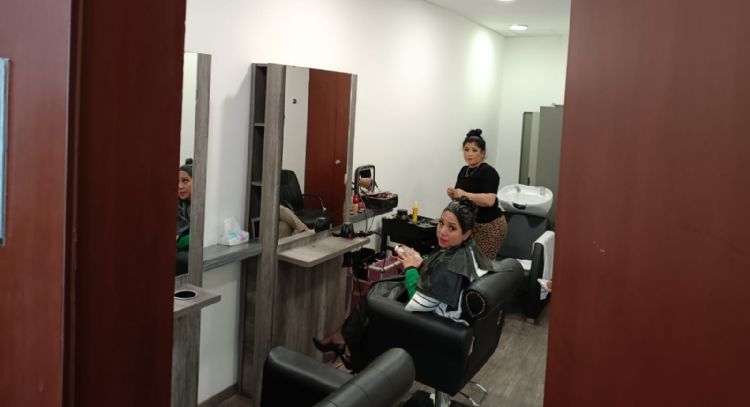 Justifican salón de belleza en el Senado: “Tenemos que estar bien presentados”