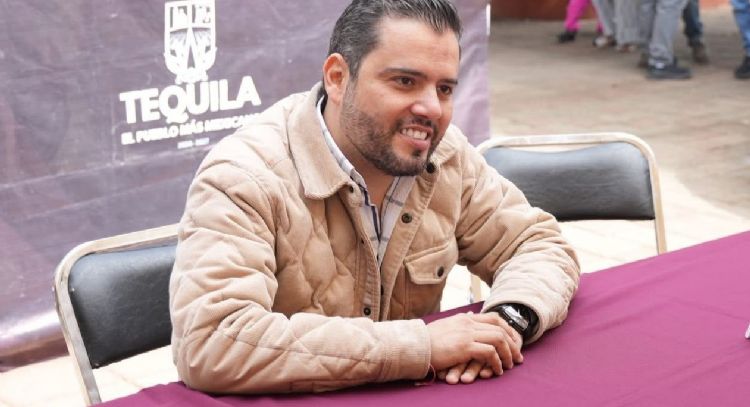 Policía de Jalisco toma el control de la seguridad en Tequila tras captura del alcalde