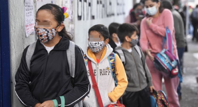 Imponen uso obligatorio de cubrebocas en escuelas de siete municipios de Jalisco por sarampión