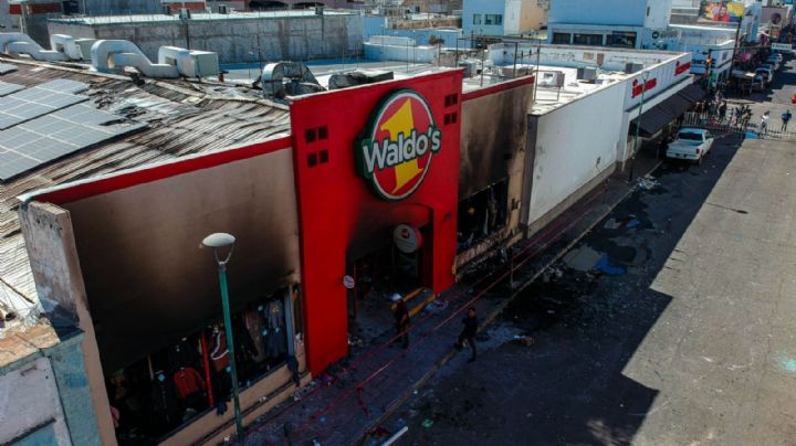 Vinculan a proceso a otros dos acusados por el incendio en tienda Waldo’s de Hermosillo