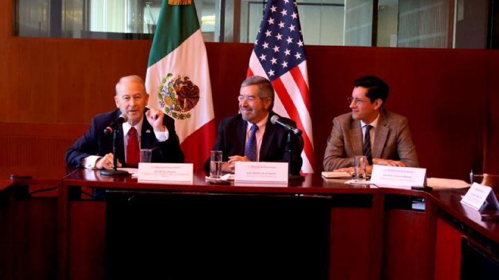 Juan Ramón de la Fuente se reunió con la comisión bipartidista de congresistas estadunidenses