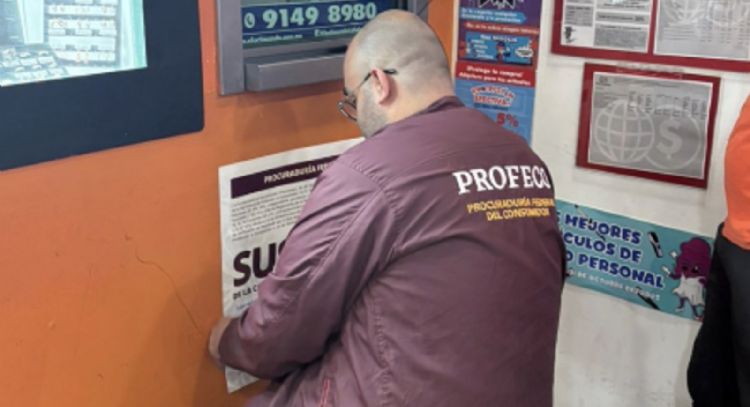 Profeco va ahora contra casas de empeño y coloca sellos de suspensión