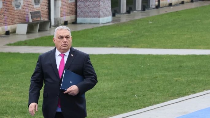 Primer ministro de Hungría ordena retener 82 mdd en efectivo y oro ucranianos incautados