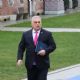Primer ministro de Hungría ordena retener 82 mdd en efectivo y oro ucranianos incautados