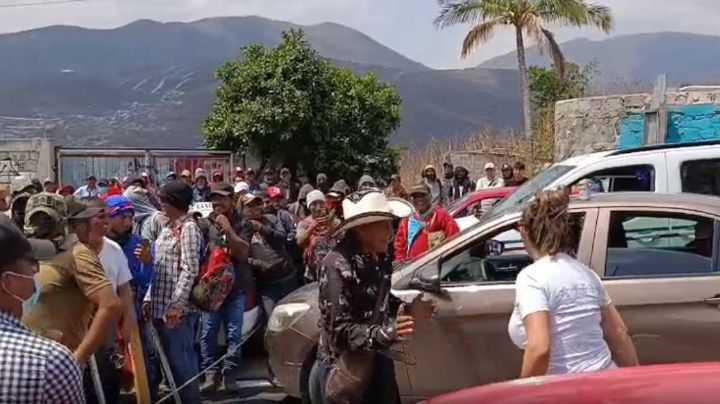 Bloqueo en Autopista del Sol: pobladores de la Sierra exigen médicos y obras de infraestructura