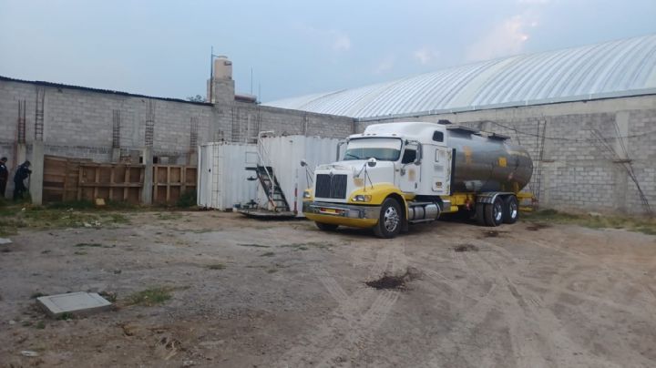 Aseguran predio con 100 mil litros de huachicol en Tultepec; presumen que lo operaba el CJNG