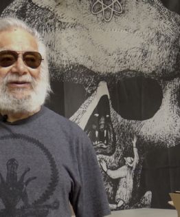 “Helioflores. El hombre de negro”, retrato íntimo del maestro de la caricatura mexicana