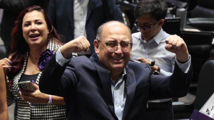 Me llama la atención que el Ejecutivo quiera regir dos poderes: Rubén Moreira