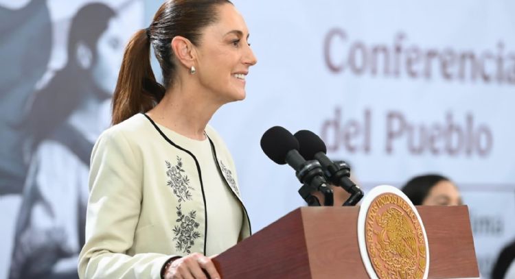 Sheinbaum critica eventual postulación de Ruth González, esposa del gobernador de SLP