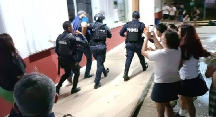 Detienen a profesor de secundaria que drogó a sus alumnas en Playa del Carmen