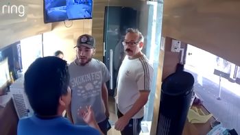 Presunto boxeador amateur golpea brutalmente a guardia de seguridad en Nuevo León (Video)