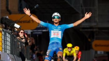 Isaac del Toro gana sexta etapa de la Tirreno-Adriático y se perfila a su segunda corona del año