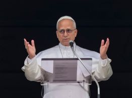 Papa intensifica su exhorto a un alto el fuego en Irán al dirigirse a responsables de la guerra