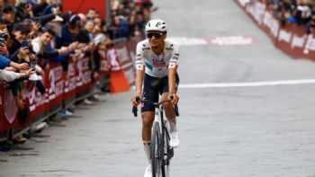 Isaac del Toro se corona en la Tirreno-Adriático