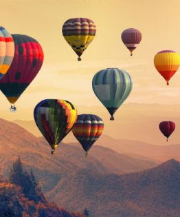 Globo aerostático cae en Teotihuacán y deja a dos turistas británicos lesionados