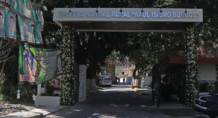 De Lucio Cabañas a los 43: la Normal Rural que desafió al poder cumple cien años