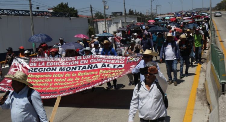 Profesores de Guerrero se unen al paro nacional convocado por la CNTE