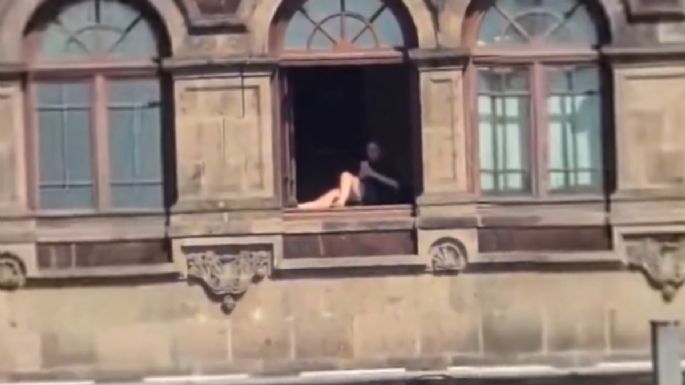 Video de mujer tomando el sol en Palacio Nacional: ¿fue real?