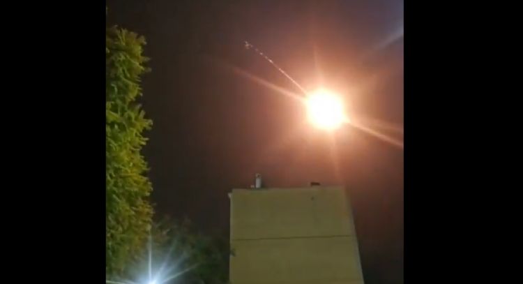 Irán ataca Dimona, ubicación de las principales instalaciones nucleares israelíes (Video)