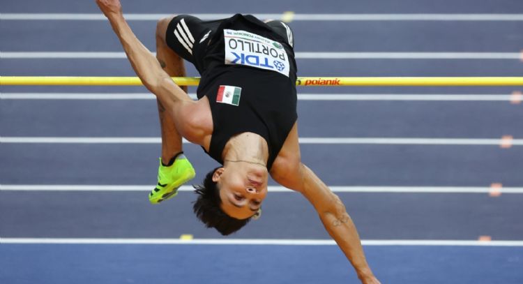 Erick Portillo gana medalla de plata en salto de altura de Mundial Bajo Techo