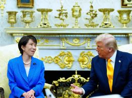 Critican en Japón a Trump por "bromear" sobre Pearl Harbor (Video)