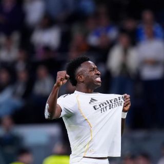 Real Madrid venció 3-2 al Atlético de Madrid en La Liga; Vinícius anotó dos goles