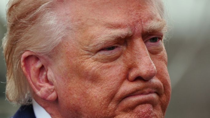 "Habrá una destrucción total": Trump se reafirma en su ultimátum a las centrales eléctricas iraníes