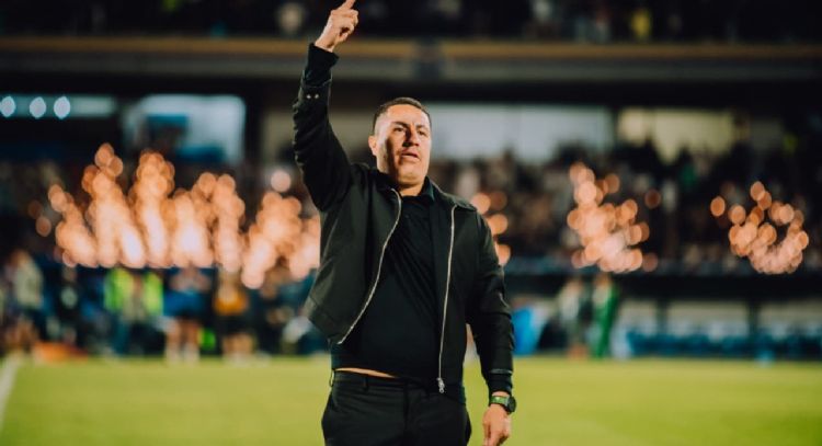 Pumas derrota 1-0 al América con un penalti en tiempo de descuento (Video)