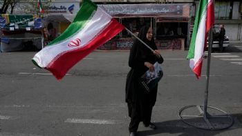 EU aplaza 5 días ataques a plantas eléctricas de Irán, amplía plazo de Trump en estrecho de Ormuz