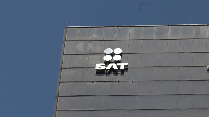 Amnistía Internacional arremete contra el SAT por “golpe” contra organizaciones civiles
