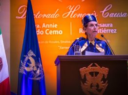 Otorgan doctorado honoris causa a Annie Pardo Cemo, madre de Claudia Sheinbaum
