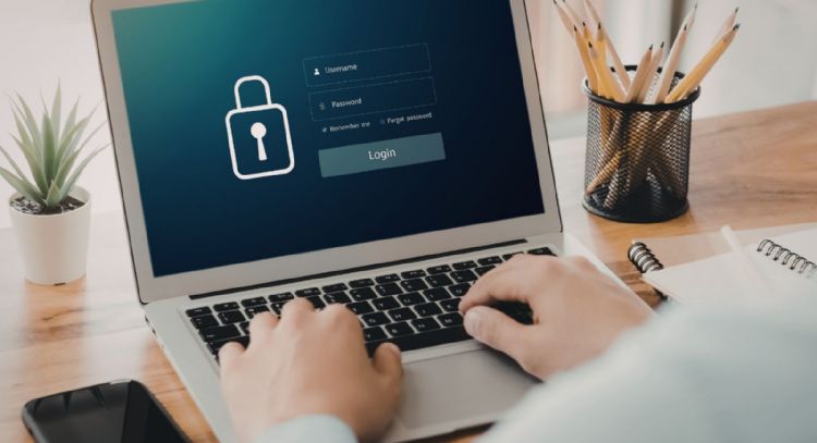 Funcionario muere y deja sin contraseñas al Ayuntamiento de Tlajomulco; servicios quedan suspendidos