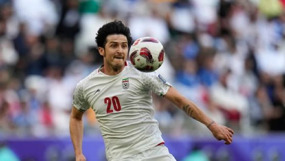 El Estado iraní amenaza al futbolista Sardar Azmoun con confiscar sus bienes por criticar al gobierno