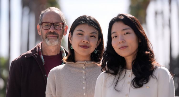 Estudio alerta sobre chatbots “obsequiosos” que refuerzan malas decisiones y dañan relaciones