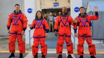 NASA inicia la cuenta regresiva para su primer viaje a la Luna en 53 años