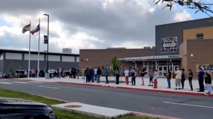 Alumno balea a profesora y luego se suicida en una secundaria