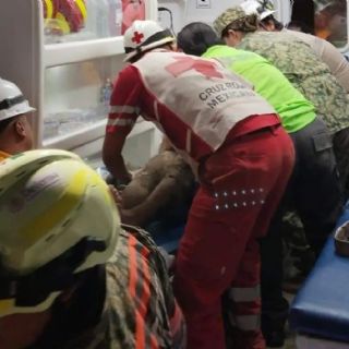 Dan alta médica a minero rescatado en Rosario, Sinaloa