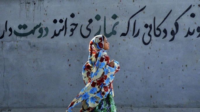 Crisis en Irán: Pide investigar la muerte de decenas de niñas tras el bombardeo de un colegio