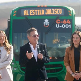 Jalisco da marcha atrás al "tarifazo" de 14 pesos en transporte público