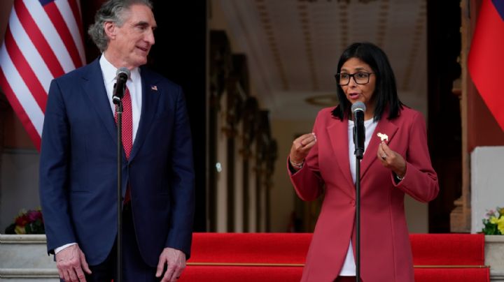 Estados Unidos y Venezuela acuerdan restablecer relaciones diplomáticas