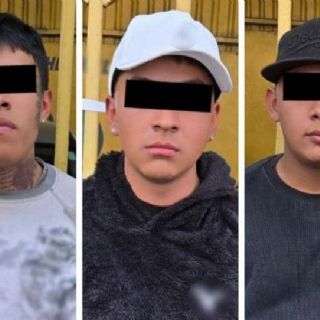 Policías detienen a cuatro hombres acusados de despojo en Tláhuac